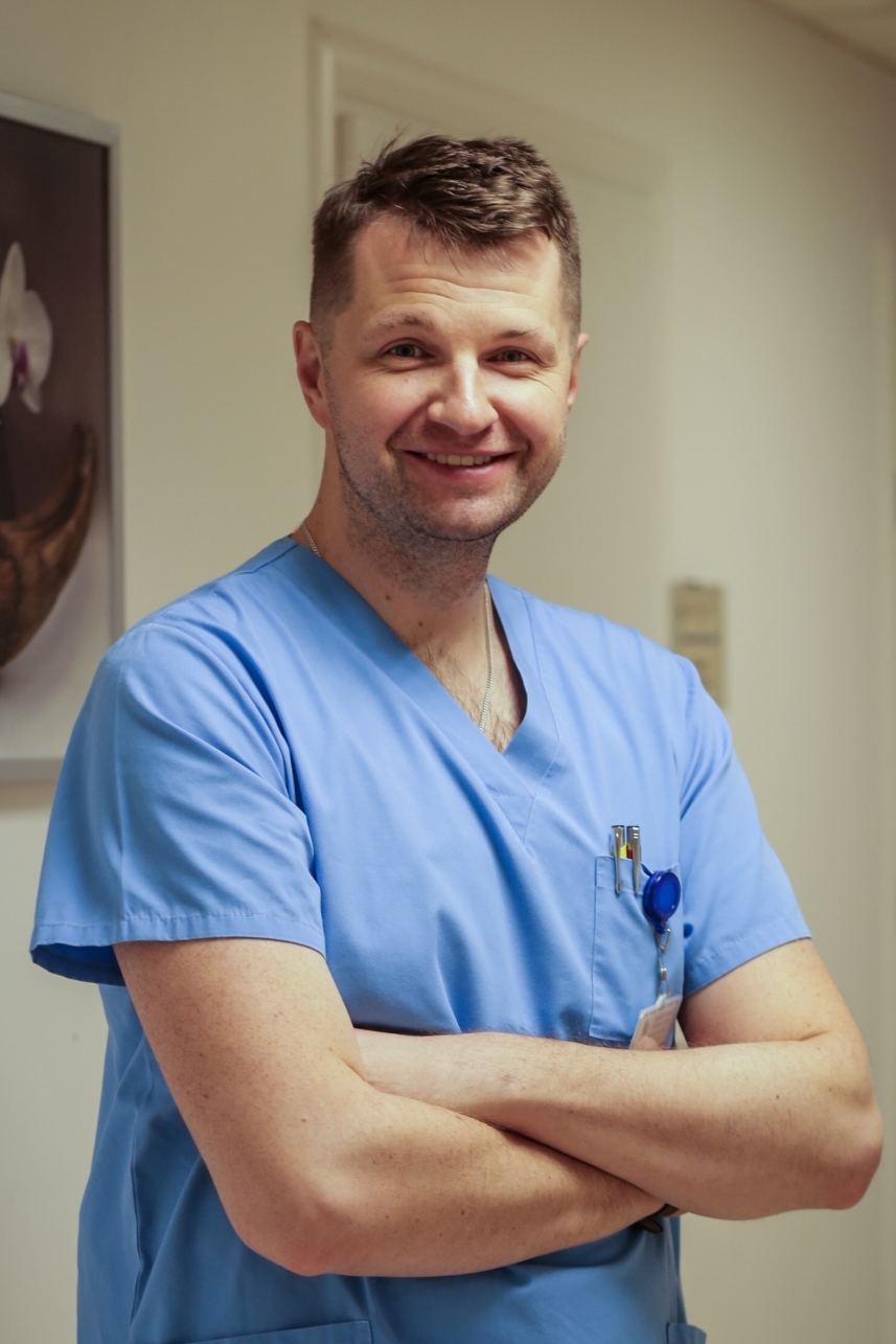 Zdjęcie lekarza MACIEJ MIODOŃSKI